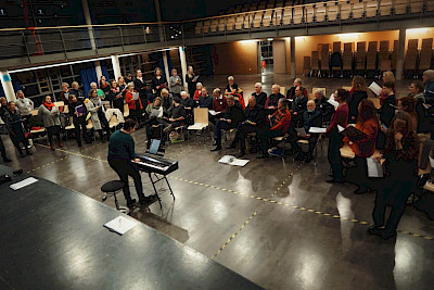Chor aus Sicht der Bühne Foto: Tobias